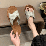 Houndstooth green leather